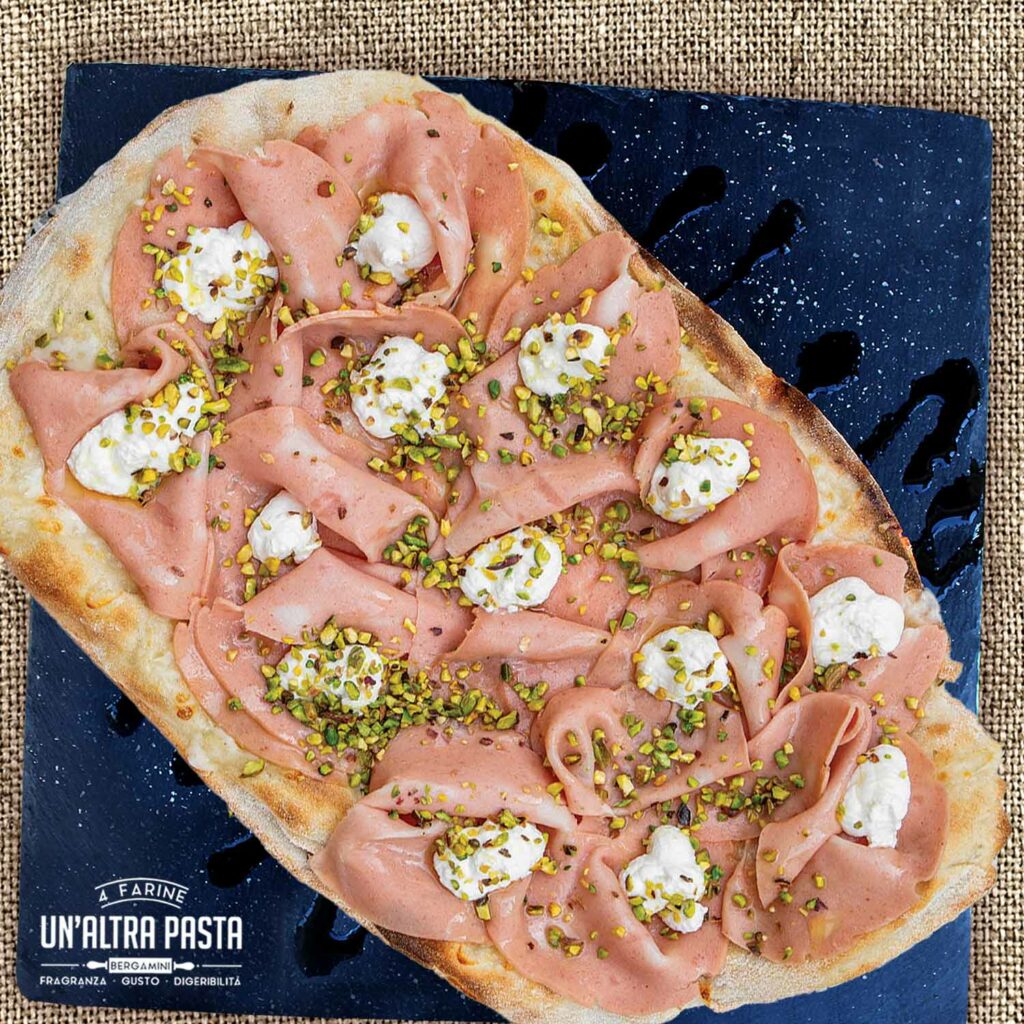 Un-Altra-Pasta-pinsa-romana-Bologna